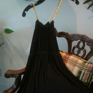 Dress to go out.with gold chains